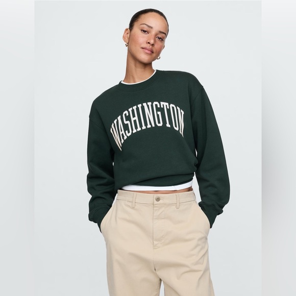 GAP Tops - Gap Vintage Soft State Logo Sweatshirt